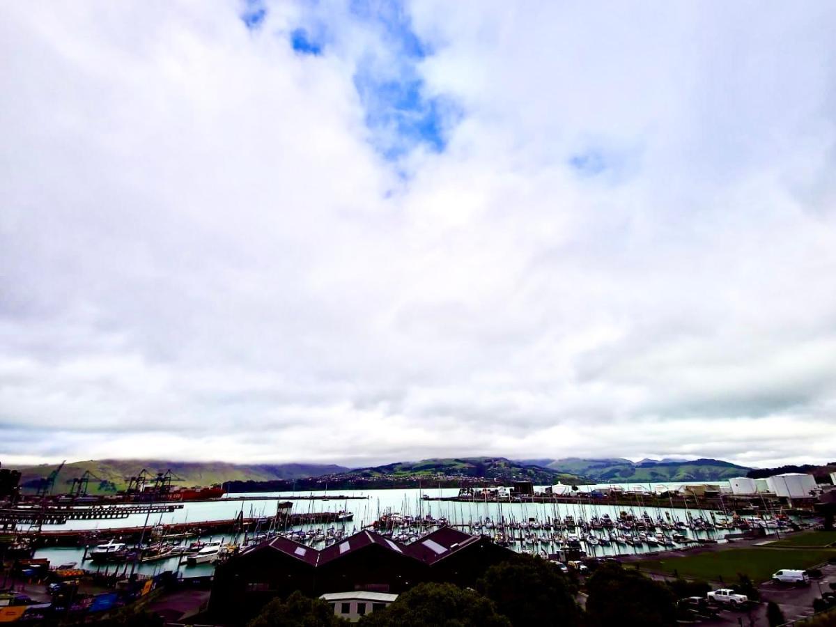 Ferienwohnung Glamping In Luxury At Little Lytelton Boatique House Lyttelton Exterior foto